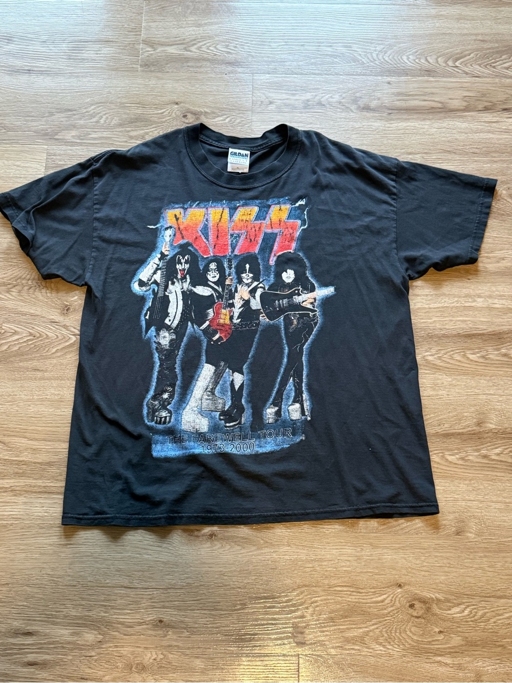 Gildan Black KISS Band Tee with Red and Yellow Logo